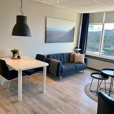 密斯托拉公寓 * 诺德韦克