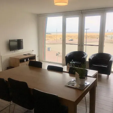 密斯托拉公寓 * 诺德韦克