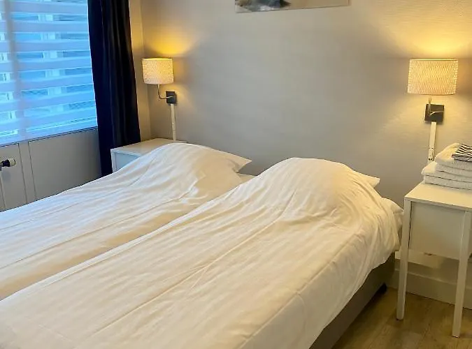 Le Mistral Apartment *