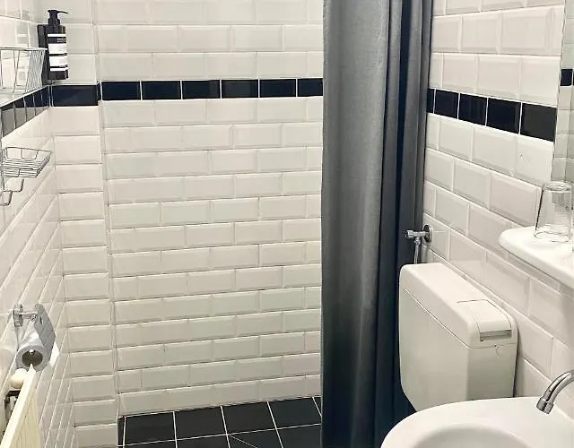 Le Mistral Apartment *