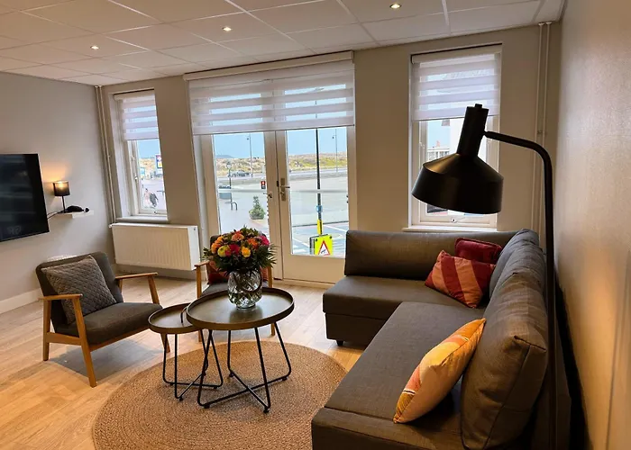 密斯托拉公寓 公寓 *