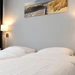 密斯托拉公寓